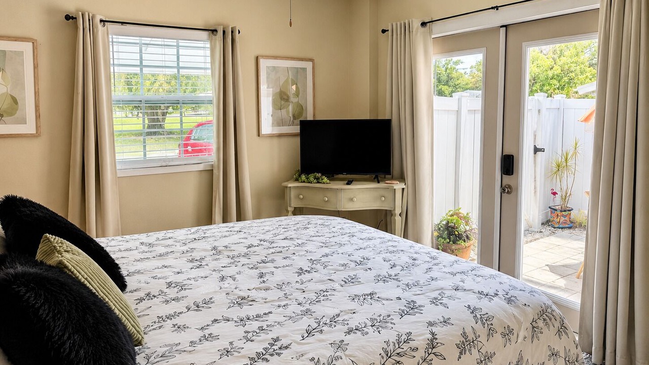Photo of Bedroom in Sarasota Springs