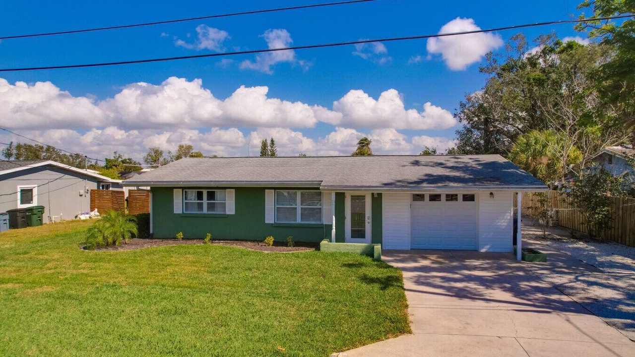 Photo of Outdoor in Gulf Gate Woods