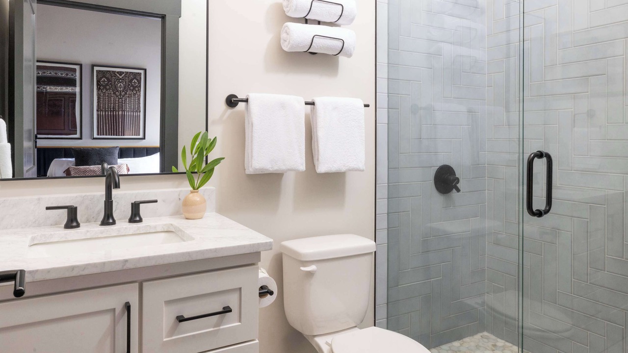 Photo of Bathroom in Old West Broad Neighborhood
