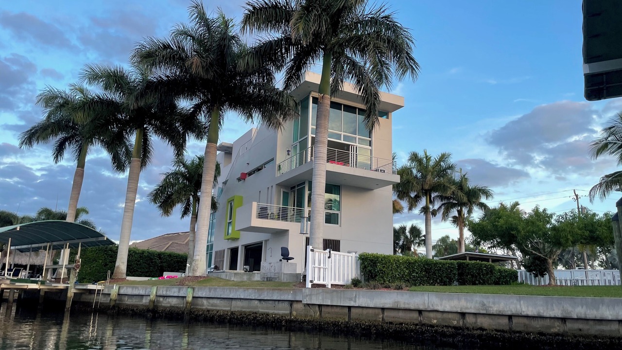 Photo of Outdoor in Trailer Estates