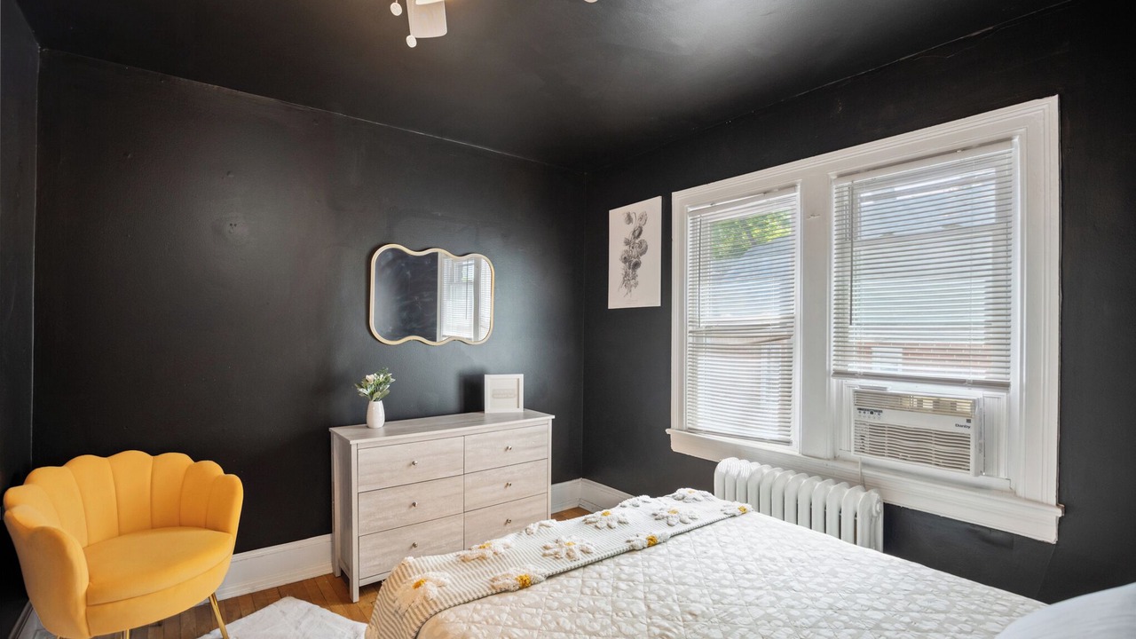 Photo of Bedroom in Takoma Park