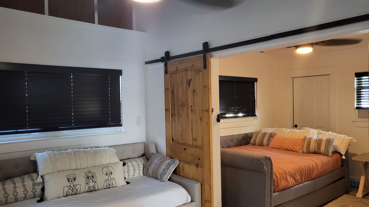 Photo of Bedroom in Holiday Beach