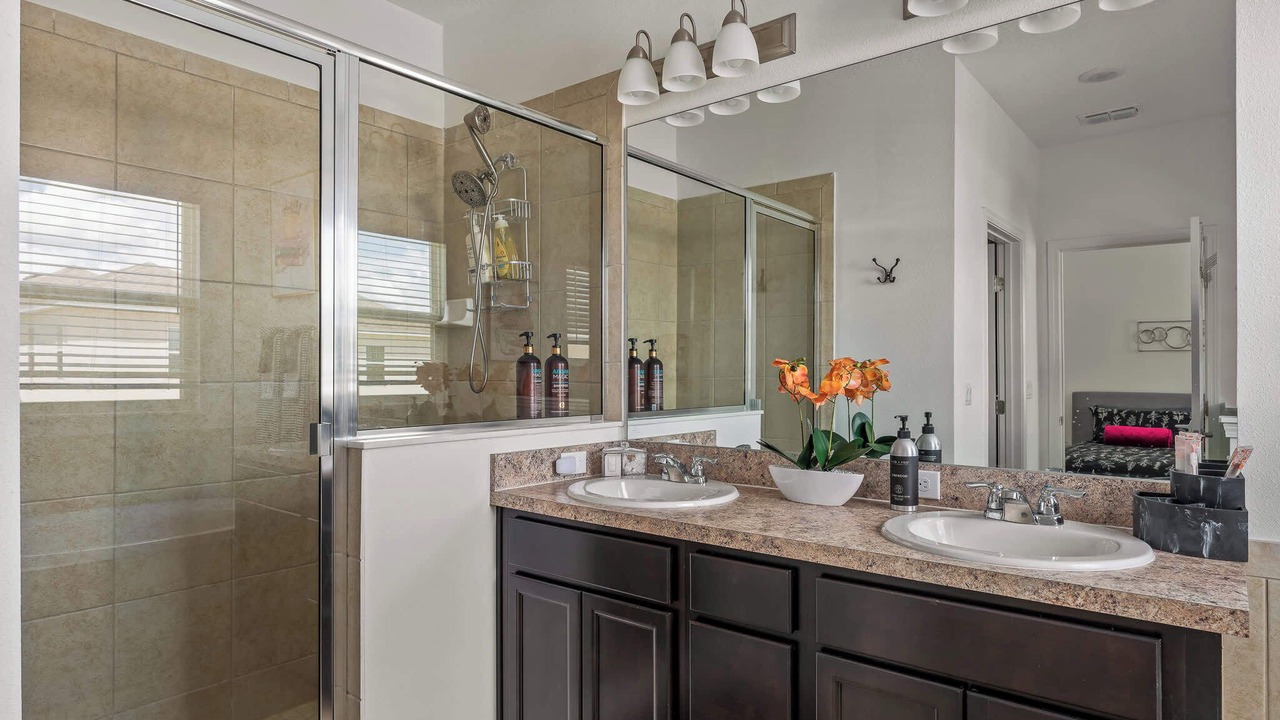 Photo of Bathroom in Davenport