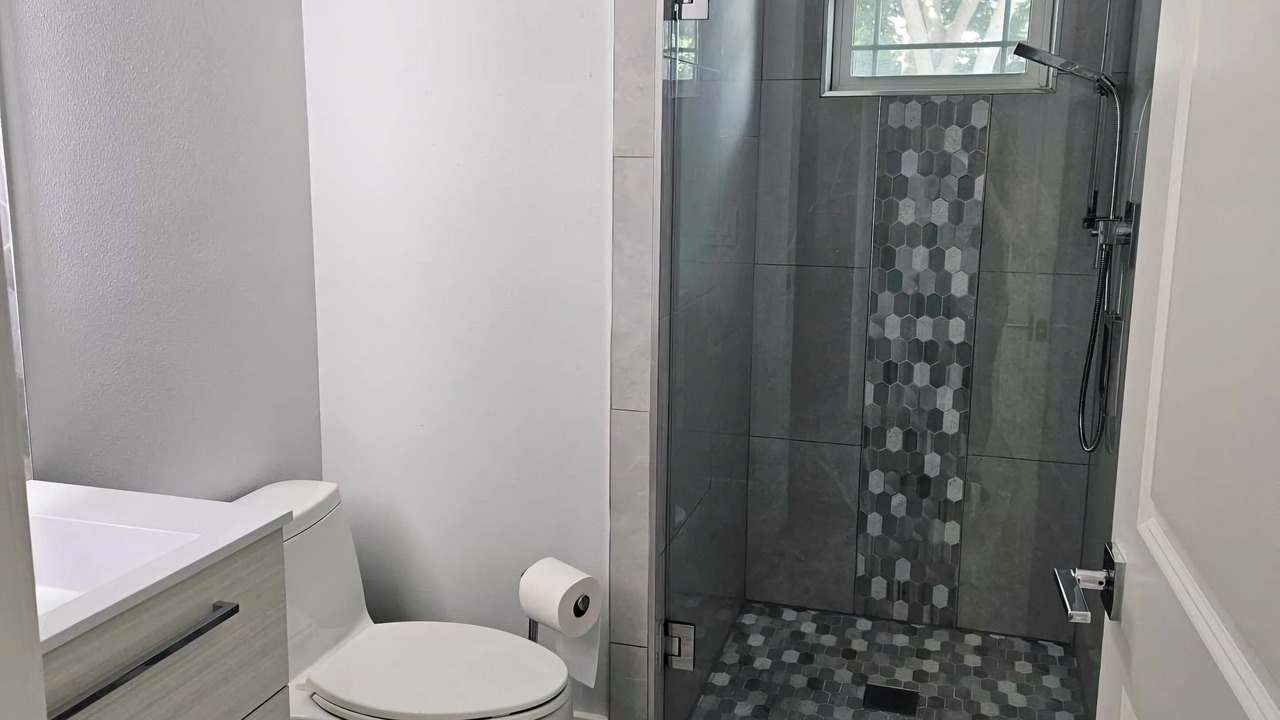 Photo of Bathroom in Sugarloaf Shores