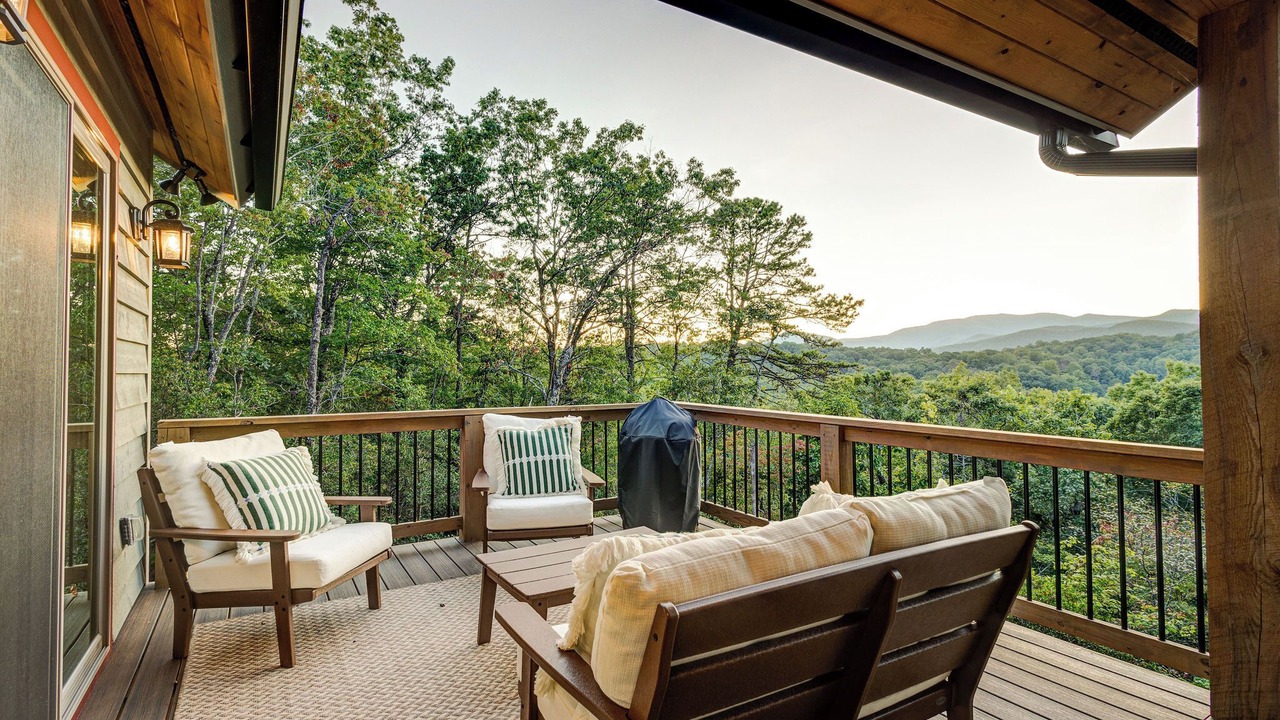 Photo of Outdoor in Clarkesville