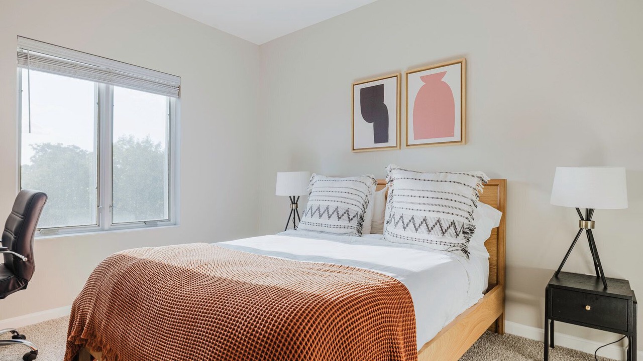 Photo of Bedroom in North Bethesda
