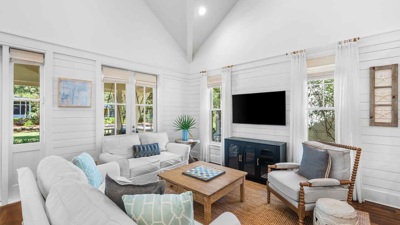 Photo of Livingroom in Forest District