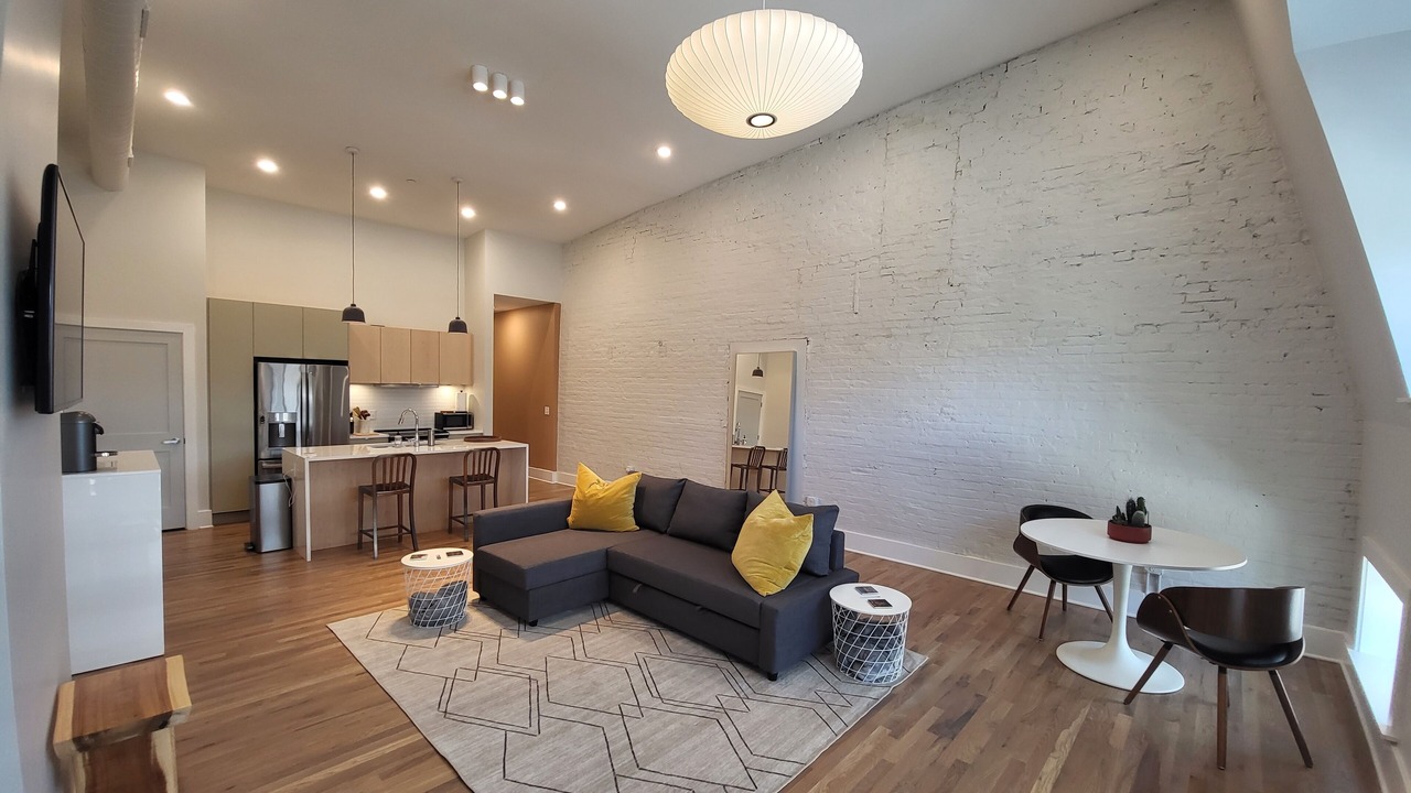 Photo of Livingroom in Central Business District