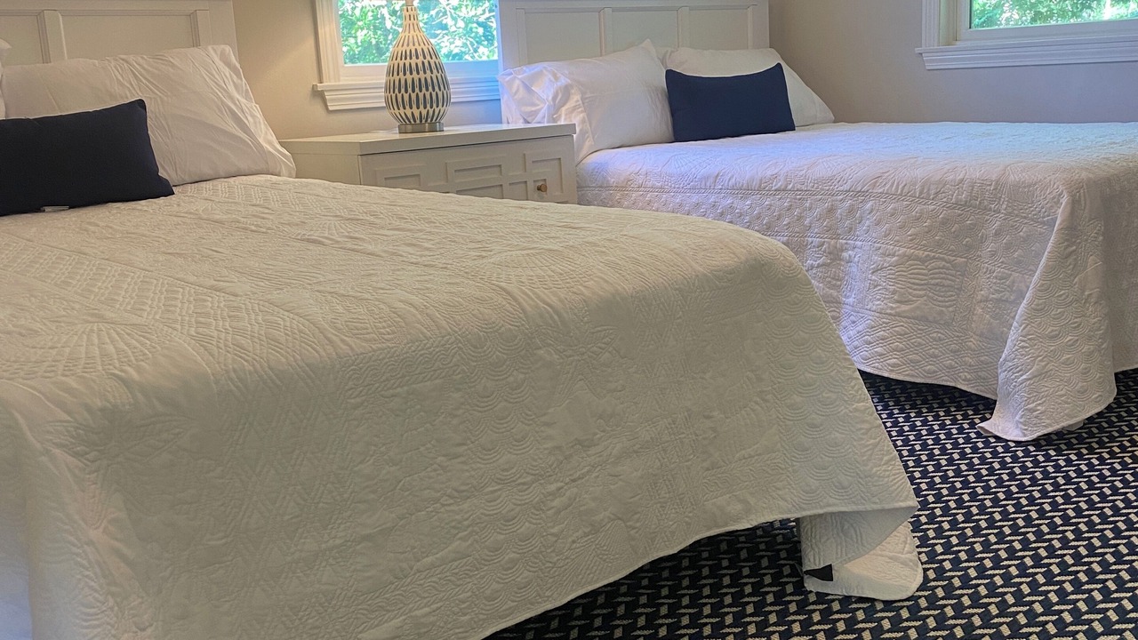 Photo of Bedroom in Lagoon Heights