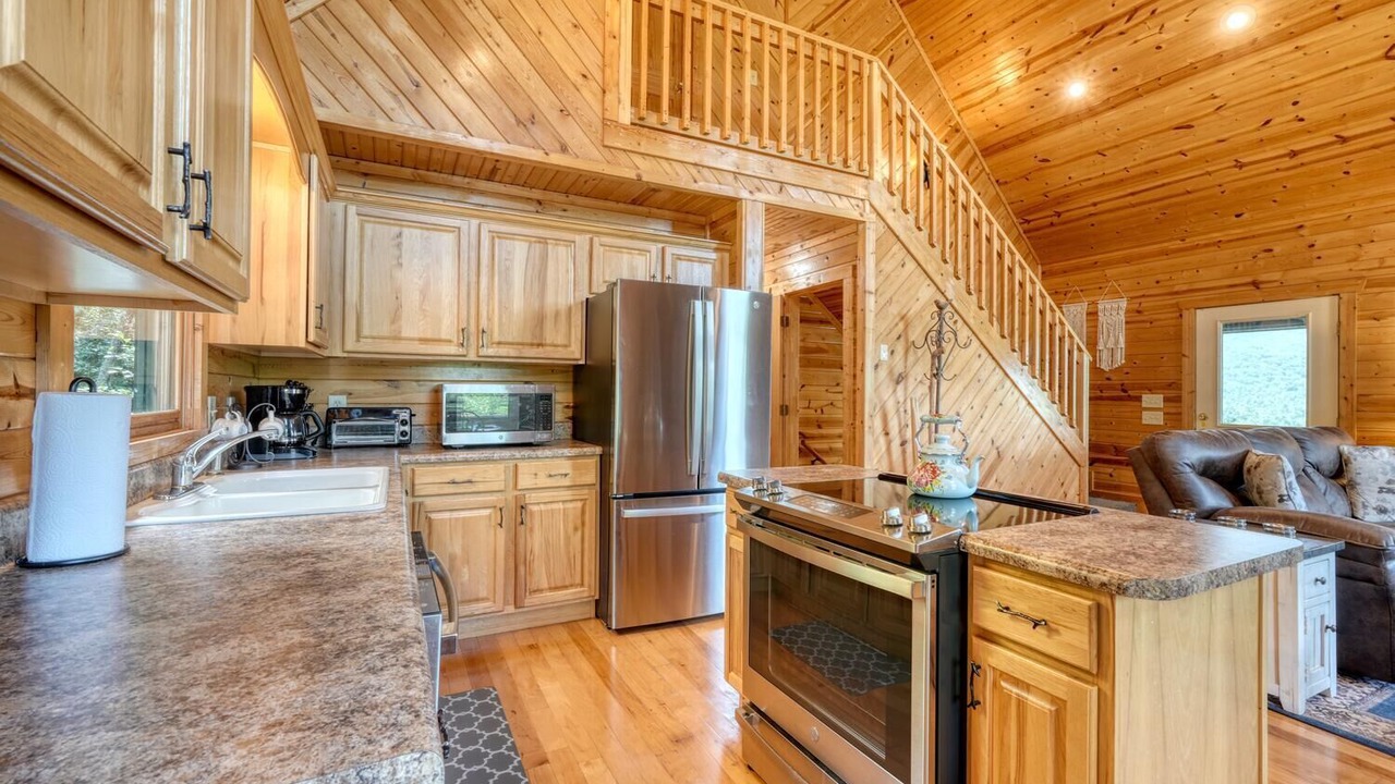 Photo of Kitchen in Hiawassee