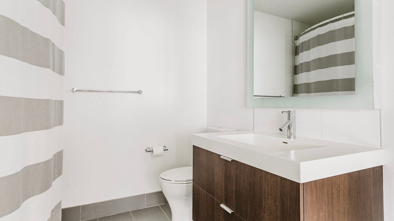 Photo of Bathroom in Chinatown