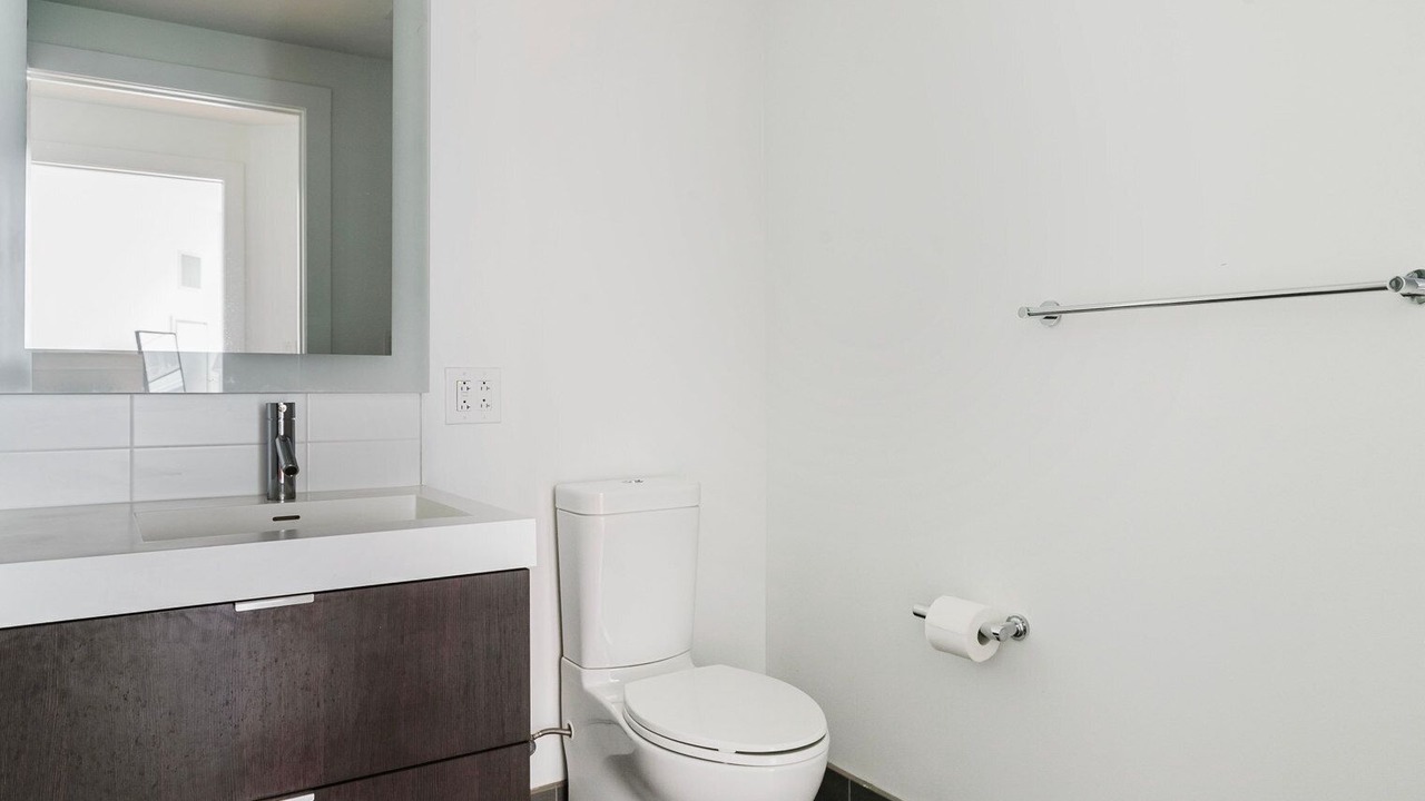 Photo of Bathroom in Chinatown