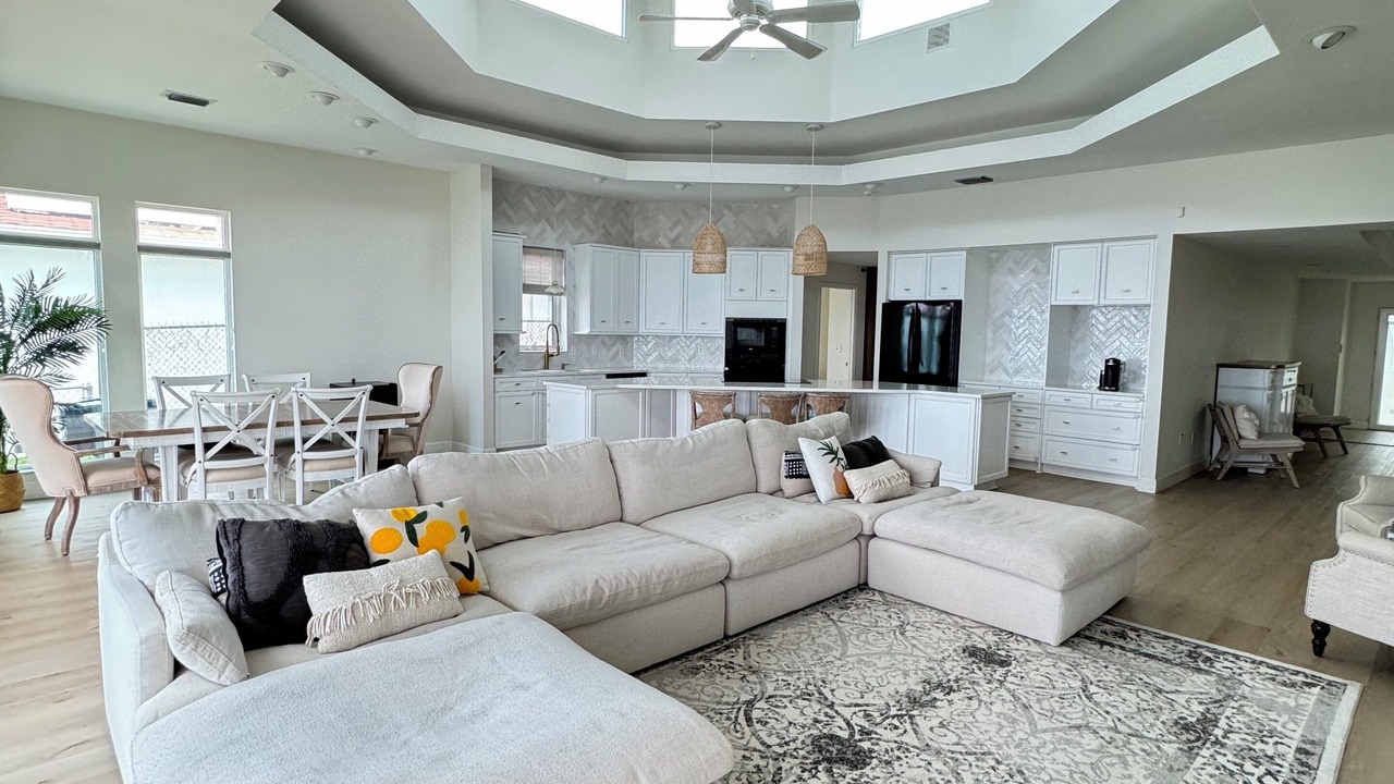 Photo of Livingroom in Coquina Key