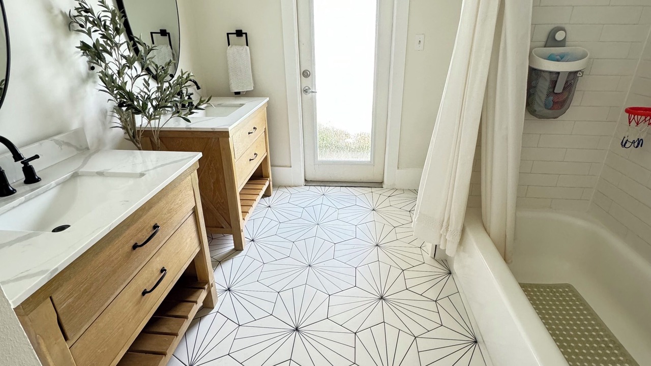 Photo of Bathroom in Coquina Key