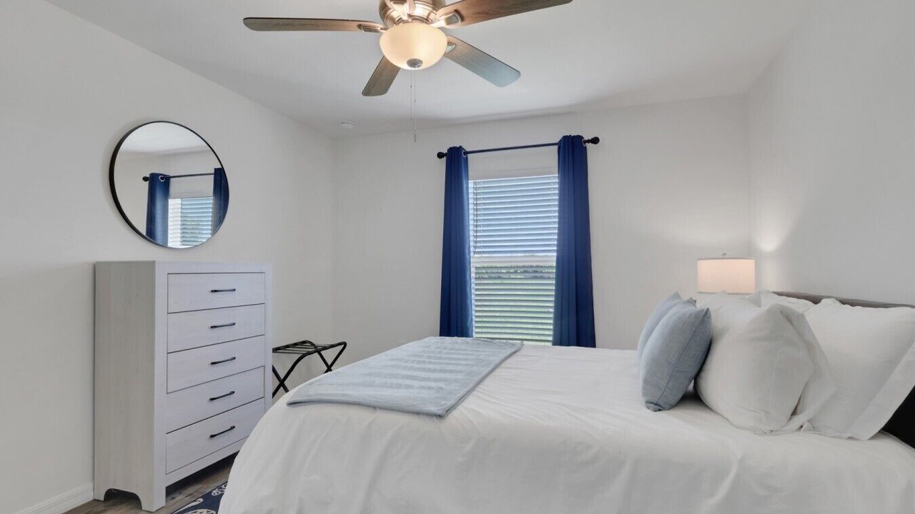 Photo of Bedroom in Diplomat