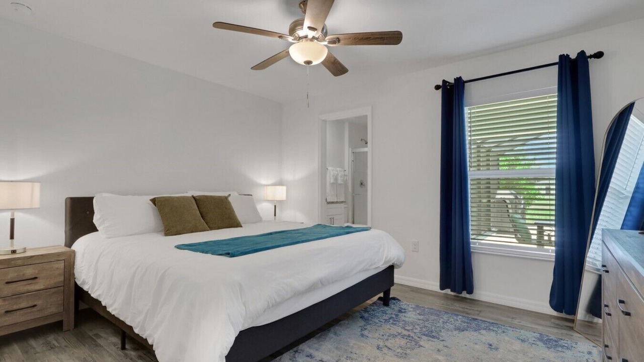 Photo of Bedroom in Diplomat