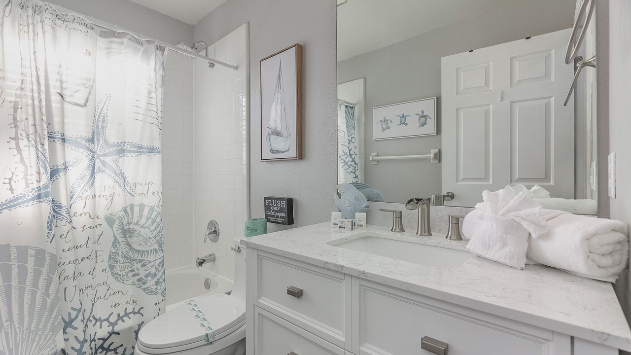 Photo of Bathroom in Sunridge Woods
