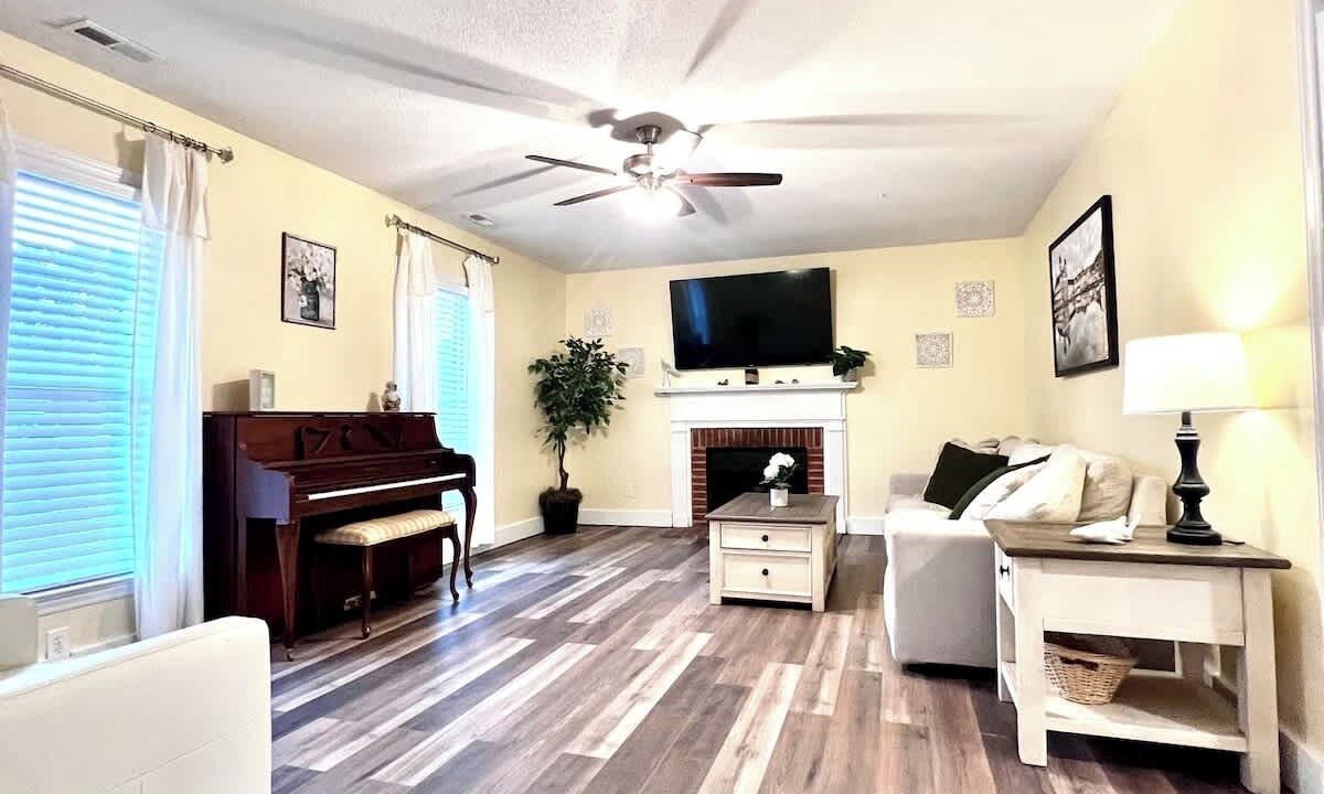 Photo of Livingroom in Manteo