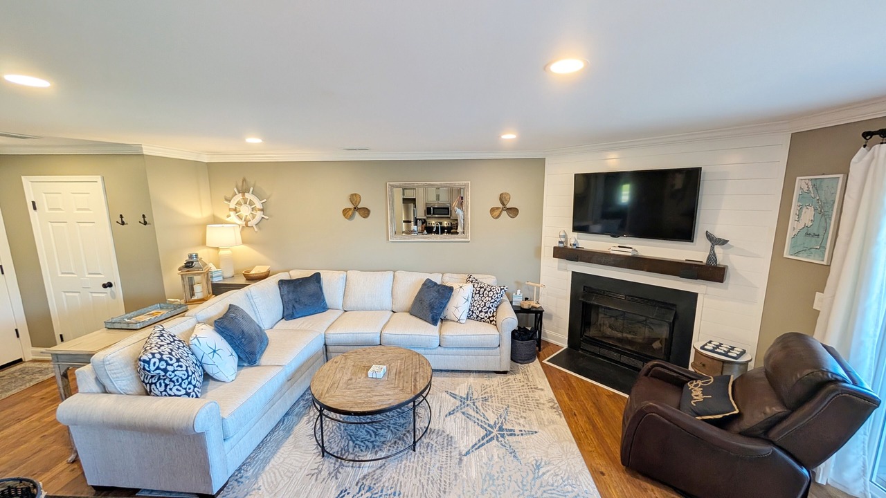 Photo of Livingroom in Manteo