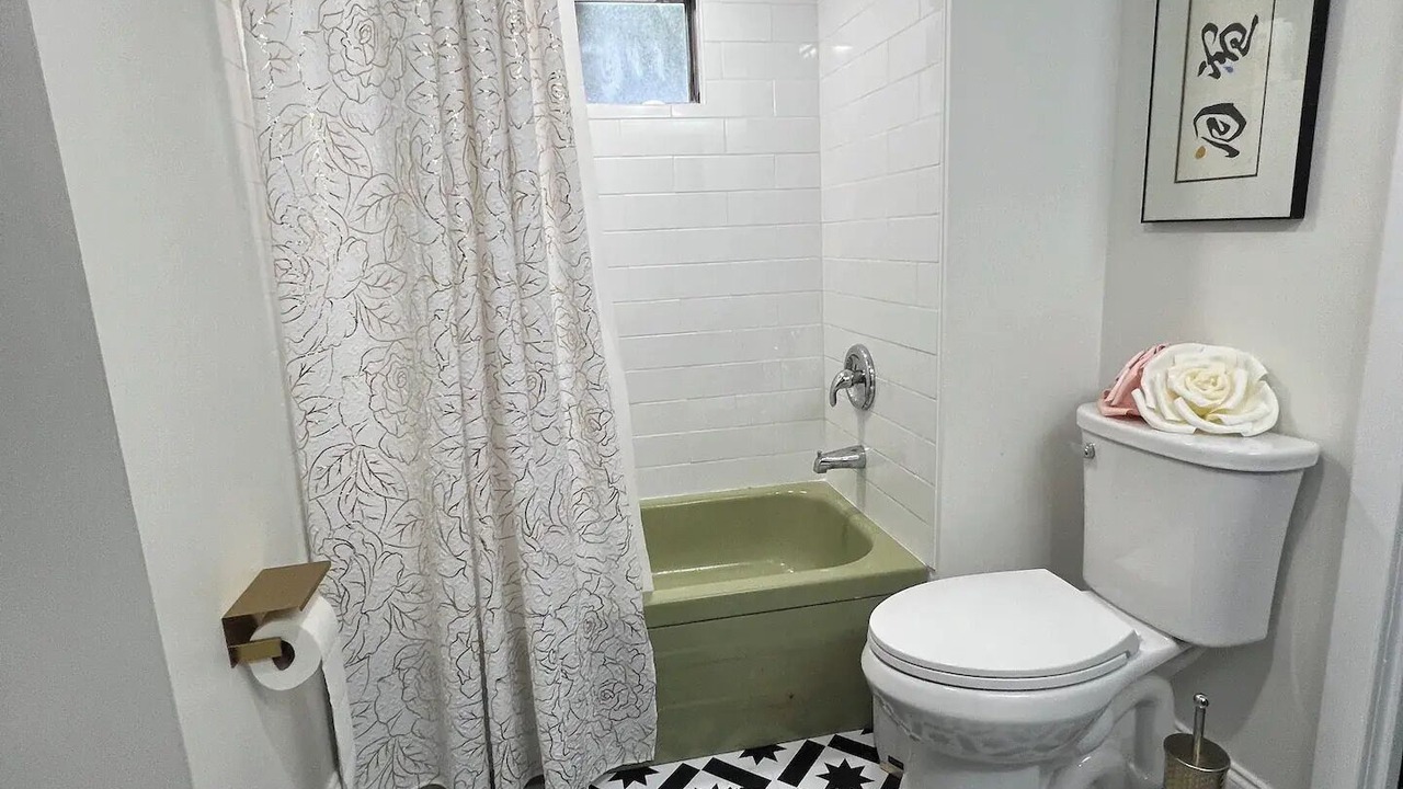 Photo of Bathroom in Candler