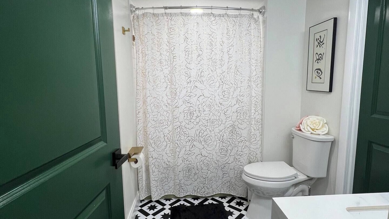 Photo of Bathroom in Candler