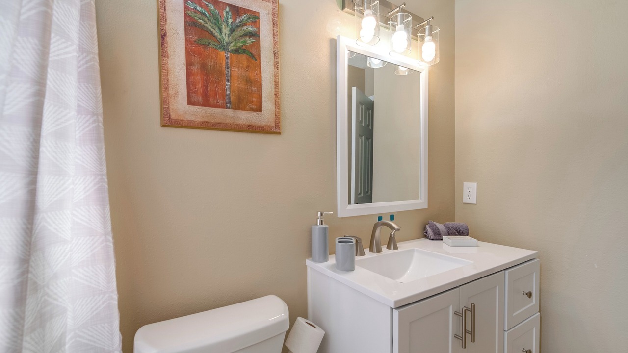 Photo of Bathroom in Candler