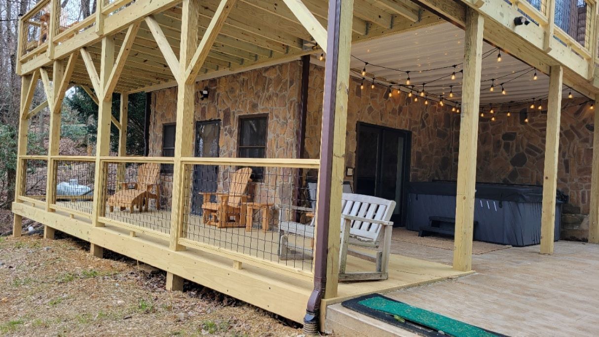 Photo of Patio Balcony in Seven Devils