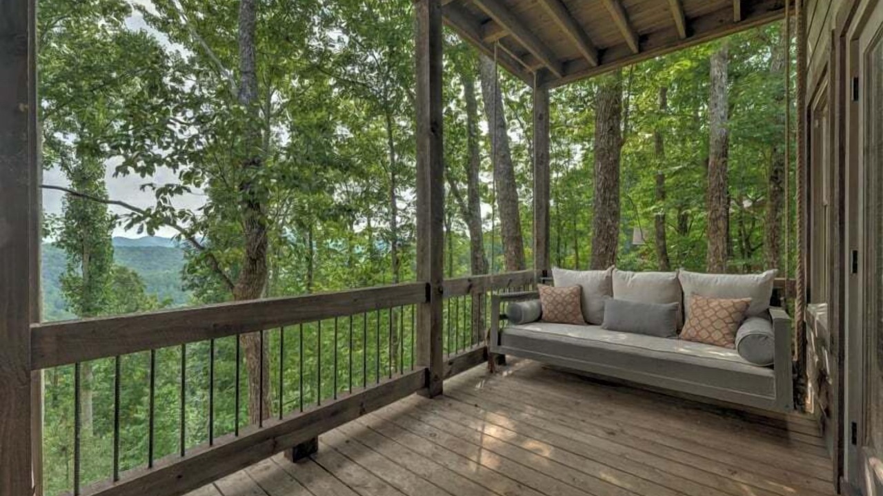 Photo of Outdoor in Raccoon Ridge