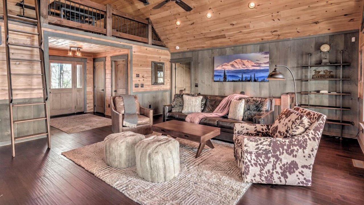 Photo of Livingroom in Raccoon Ridge
