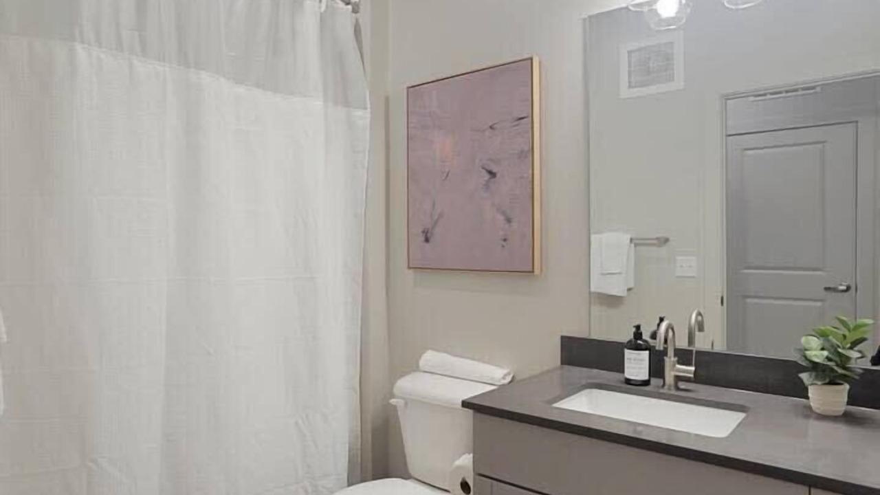 Photo of Bathroom in Lawrenceville