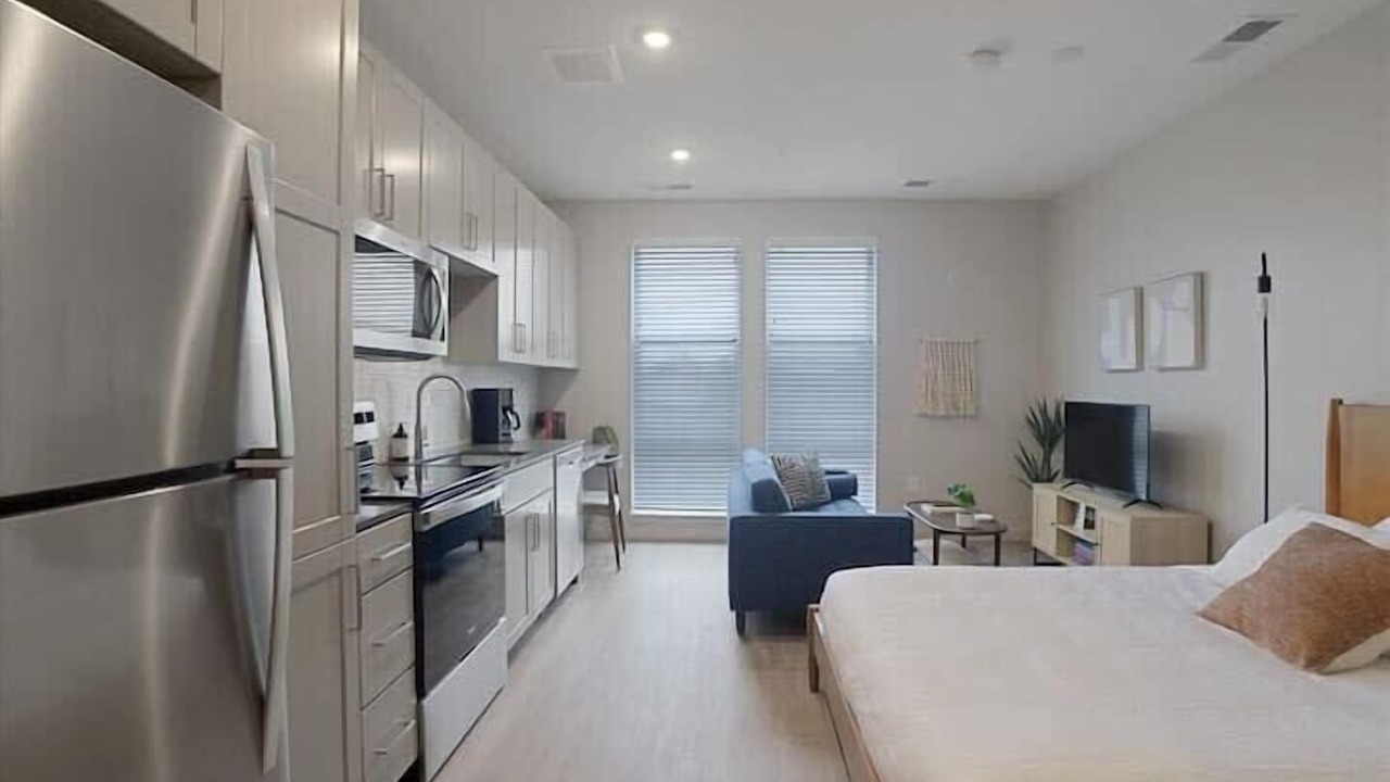 Photo of Bedroom in Lawrenceville