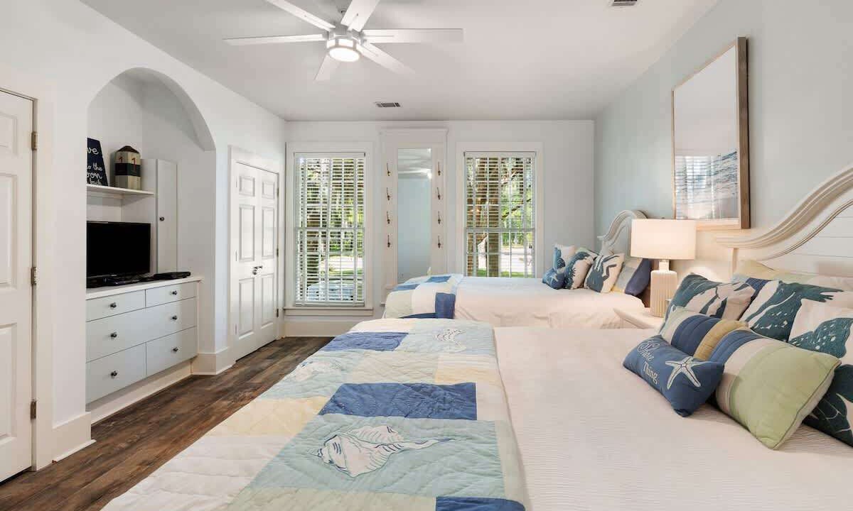 Photo of Bedroom in Melrose on the Beach