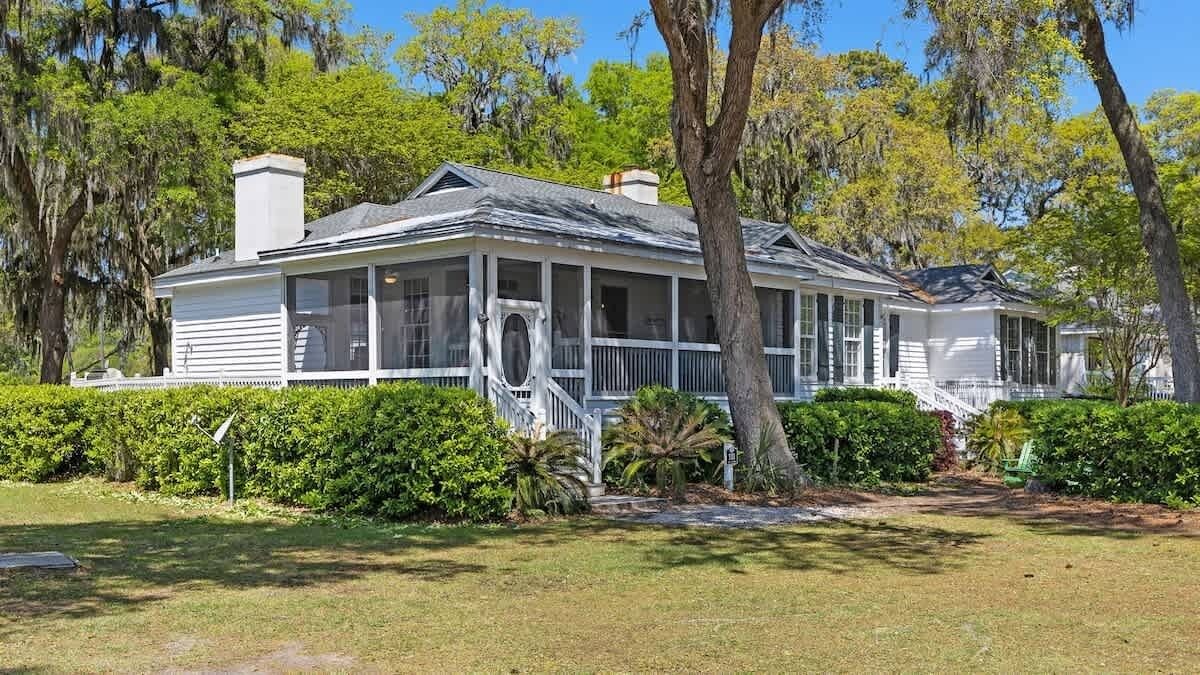Photo of Outdoor in Melrose on the Beach