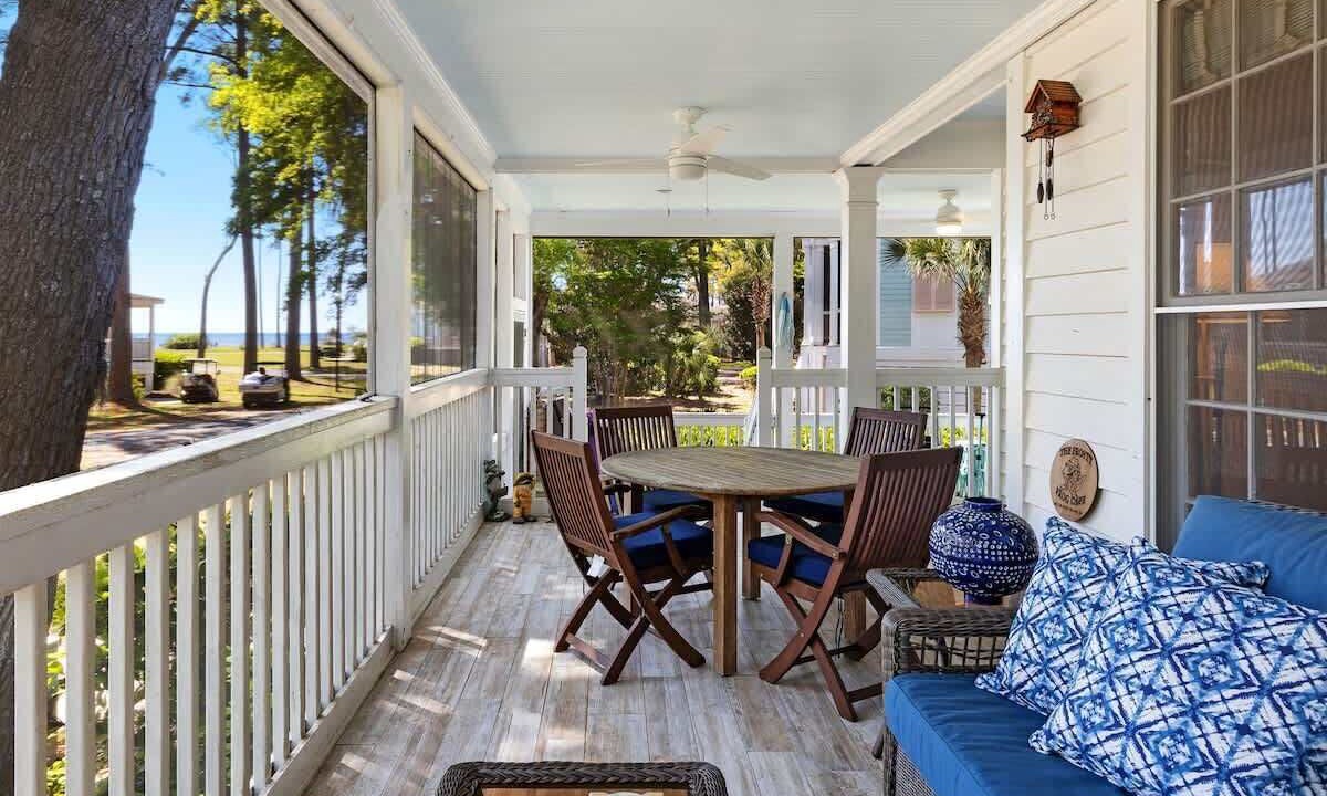 Photo of Outdoor in Melrose on the Beach