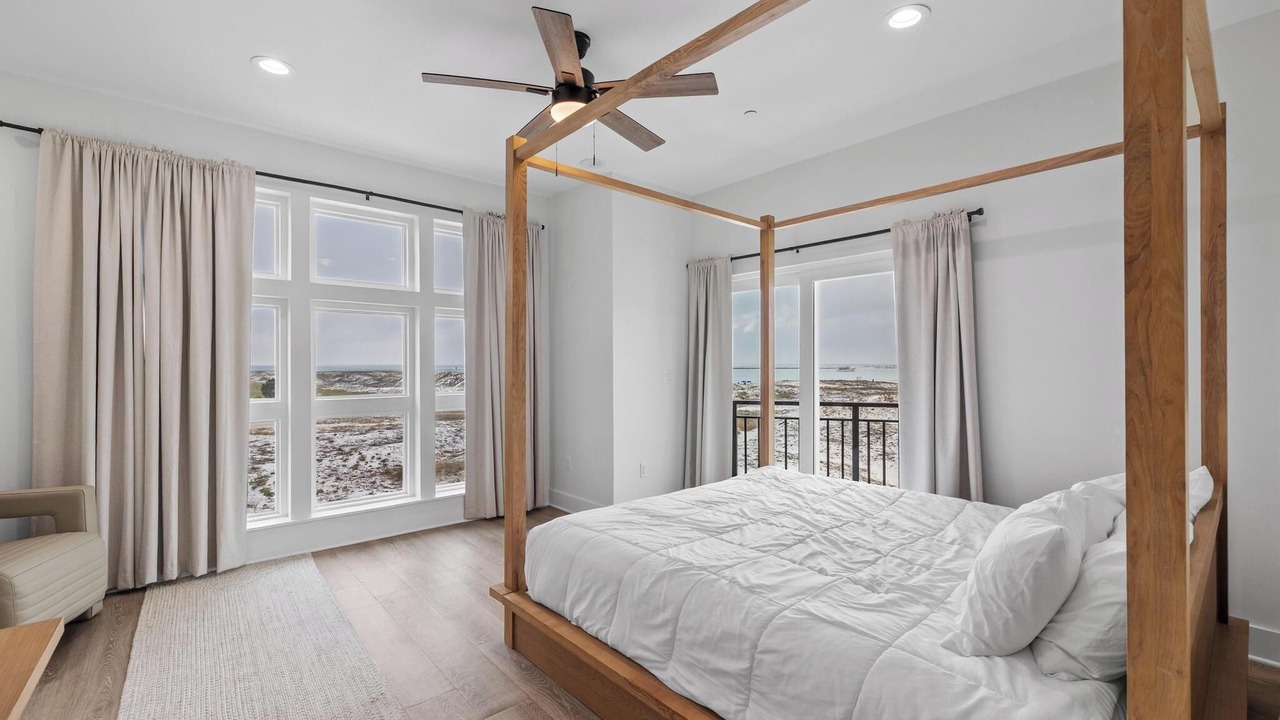 Photo of Bedroom in Holiday Isle