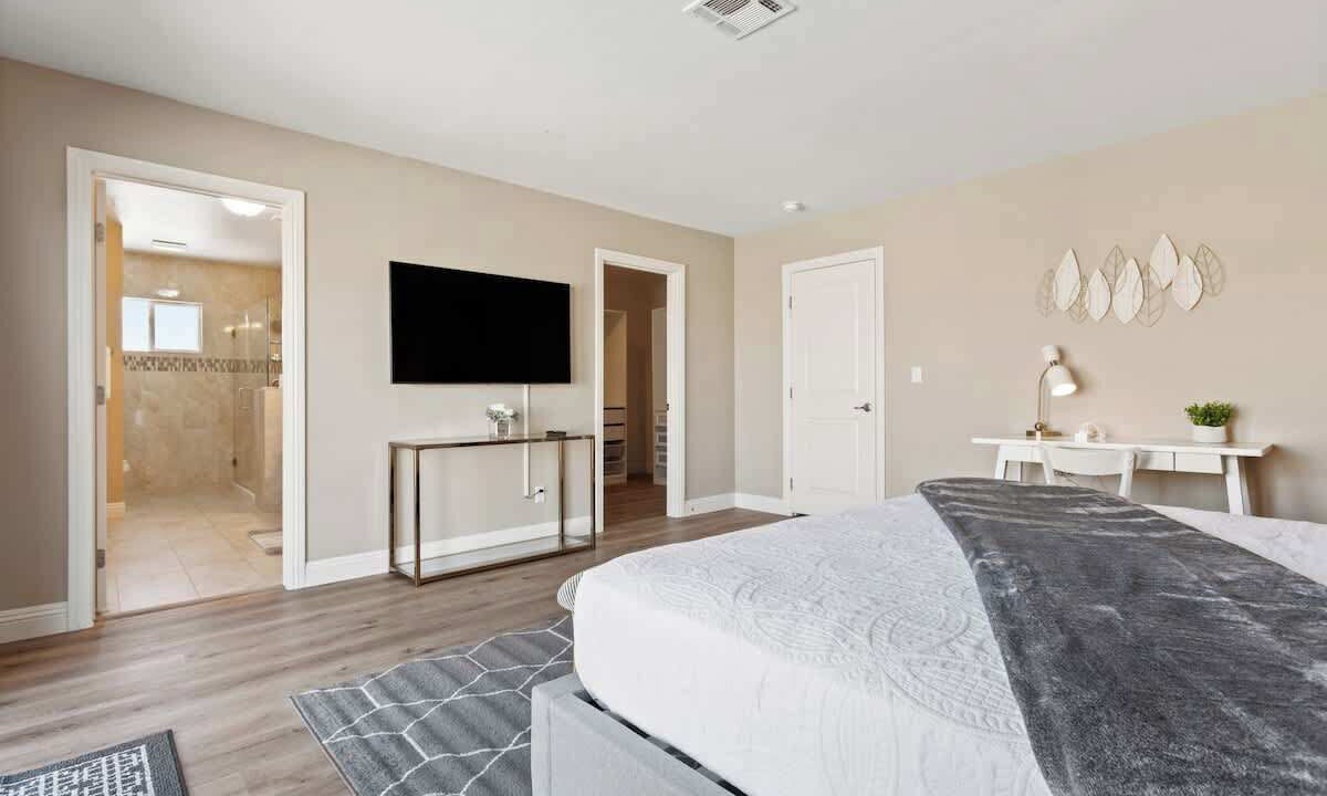 Photo of Bedroom in River Mountain
