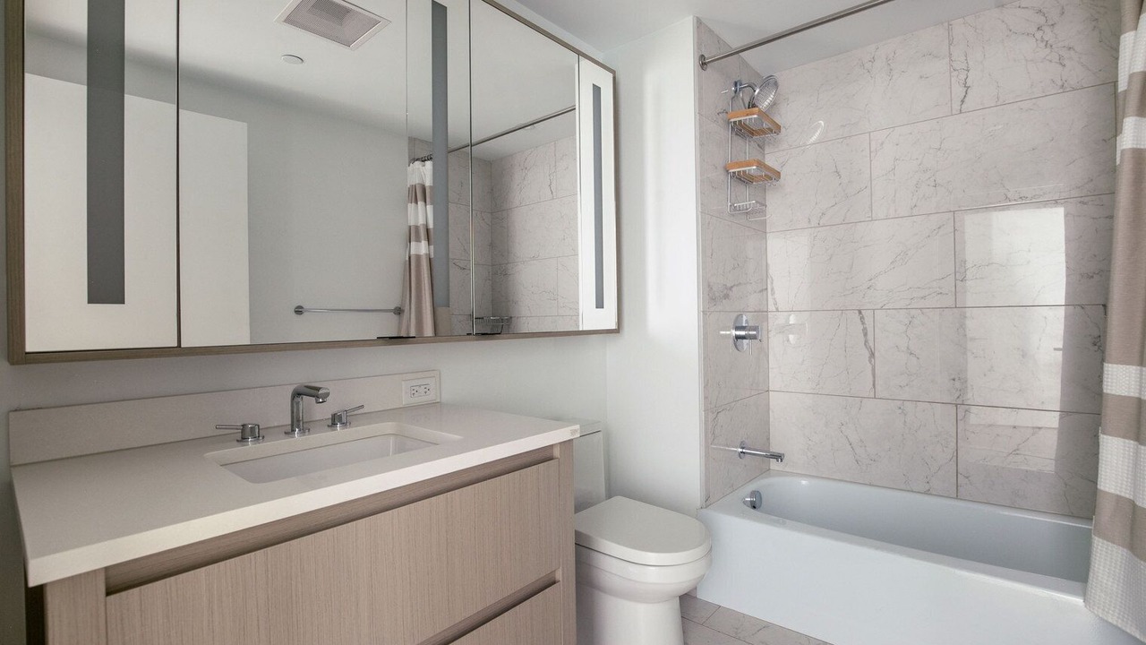 Photo of Bathroom in Shawmut