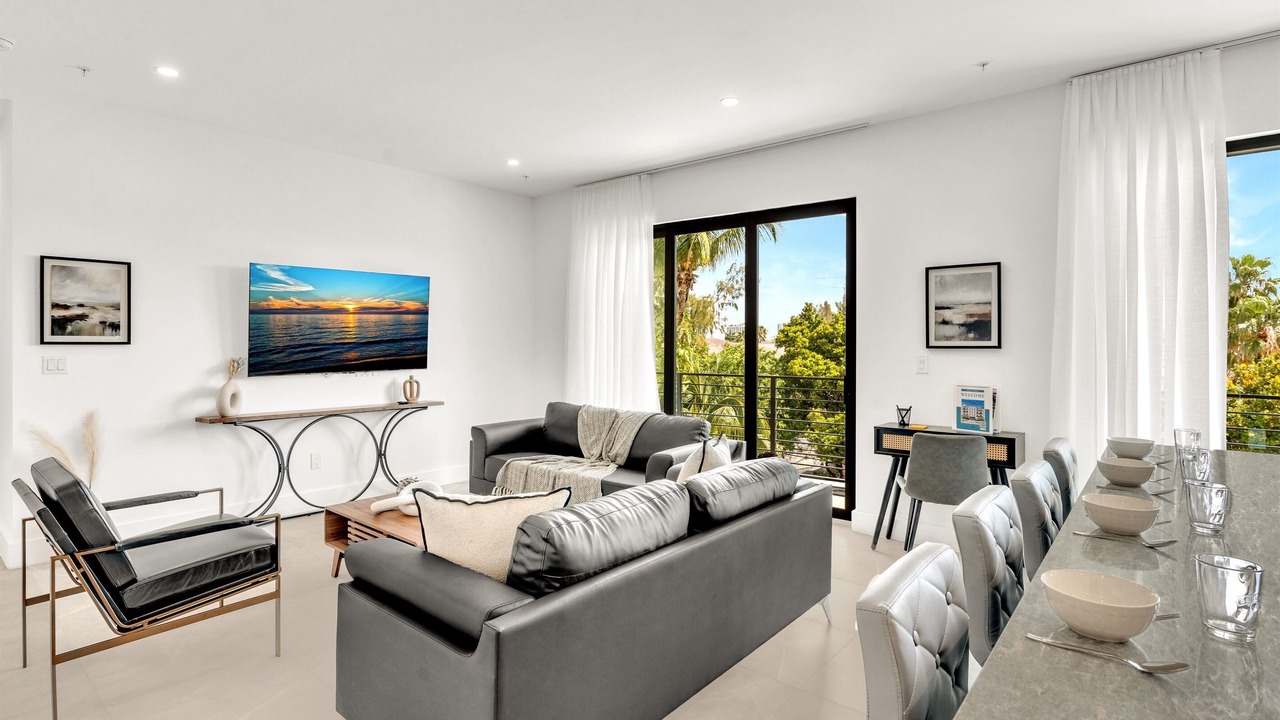 Photo of Livingroom in Harbordale