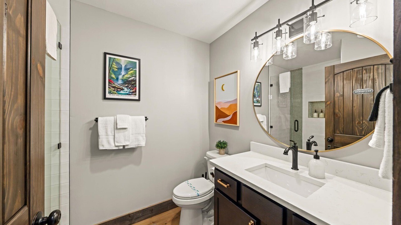 Photo of Bathroom in Wears Valley