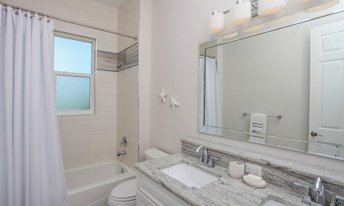 Photo of Bathroom in South Venice