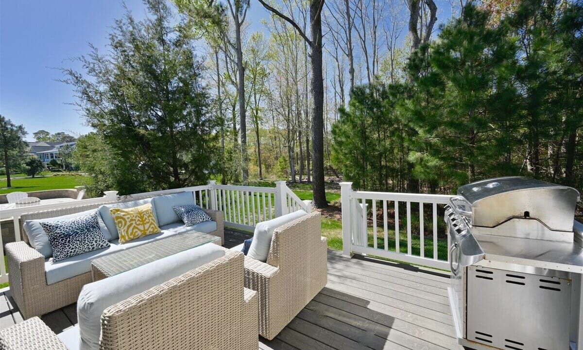 Photo of Outdoor in Bayside