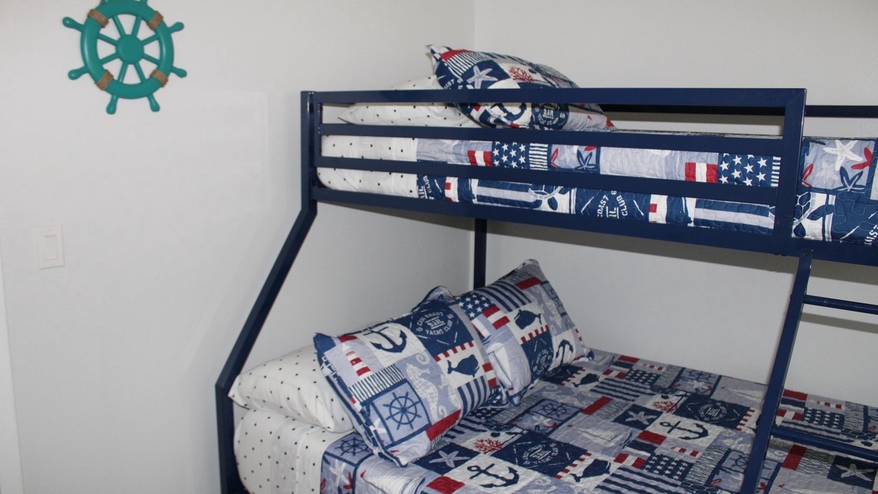 Photo of Bedroom in Desoto Lakes