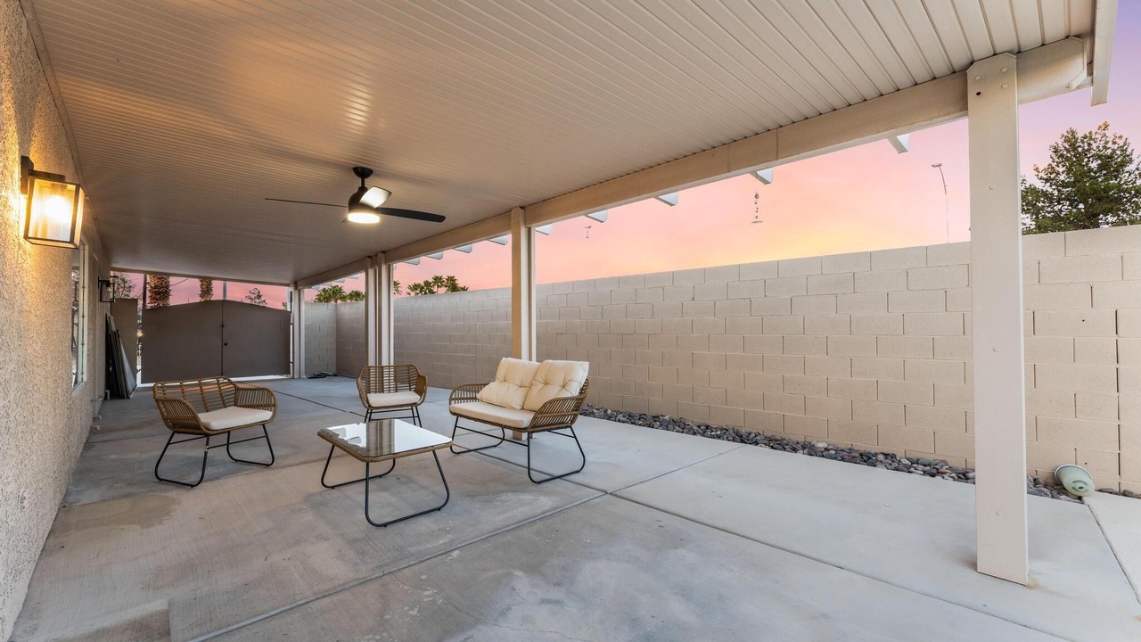 Photo of Patio Balcony in Canyon Gate