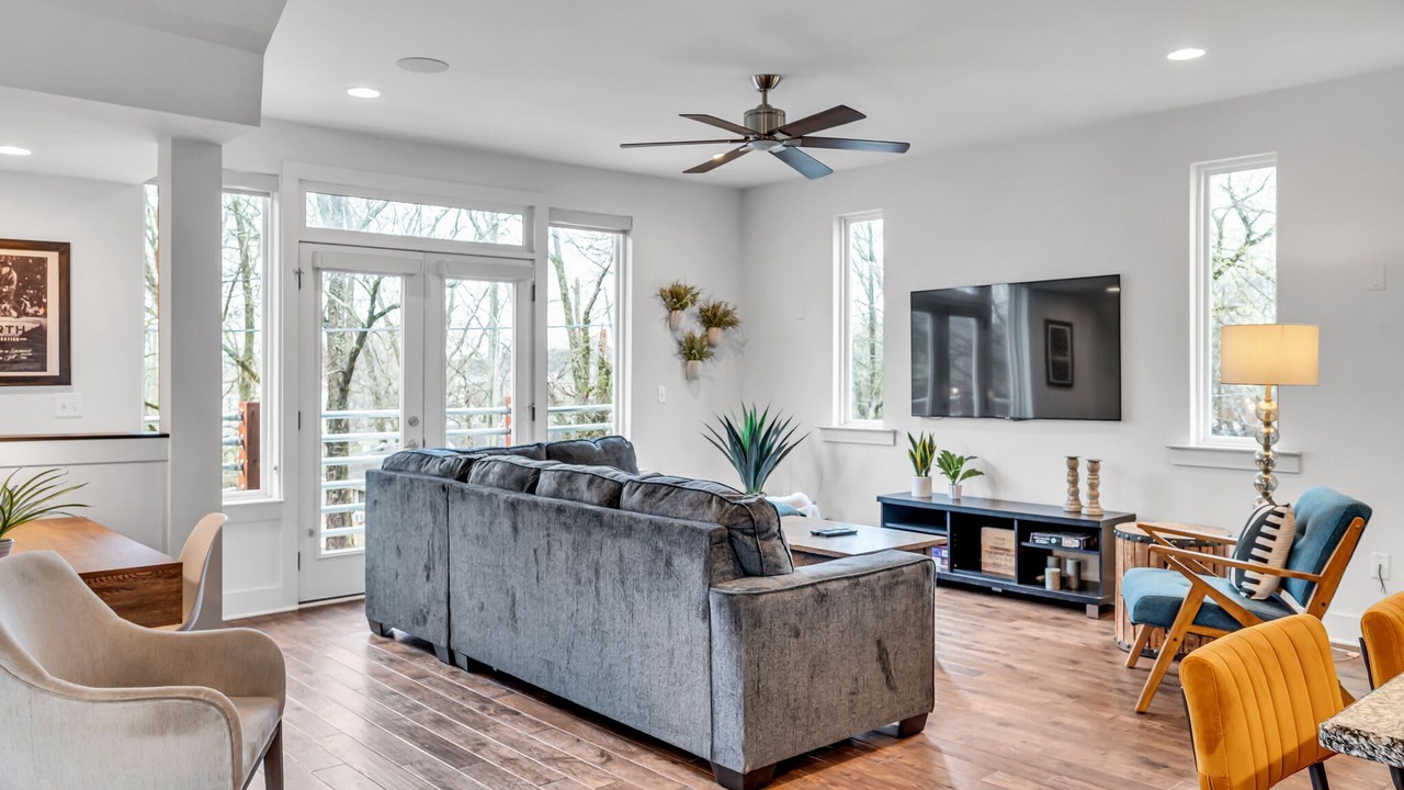 Photo of Livingroom in East Nashville