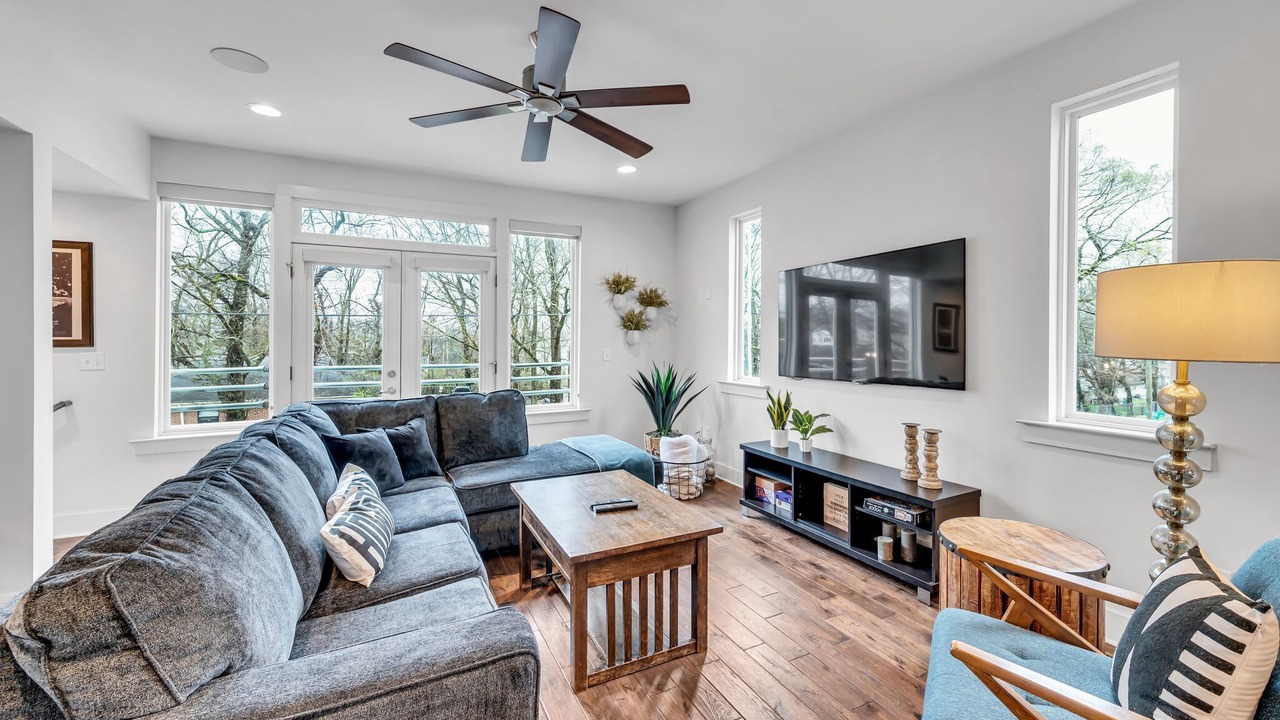 Photo of Livingroom in East Nashville