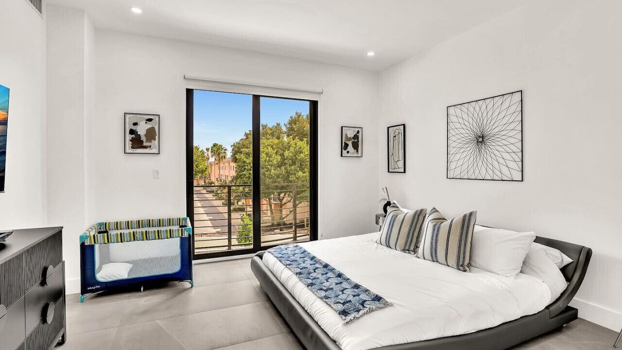 Photo of Bedroom in Harbordale