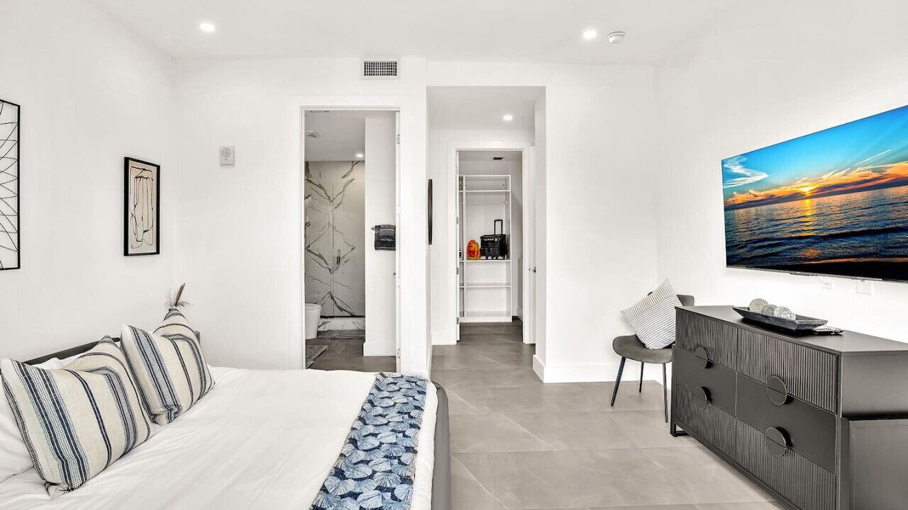Photo of Bedroom in Harbordale