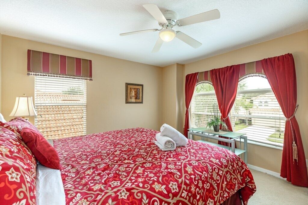Photo of Bedroom in Watersong
