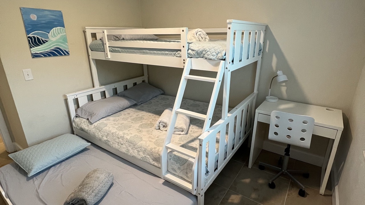 Photo of Bedroom in Yacht Club