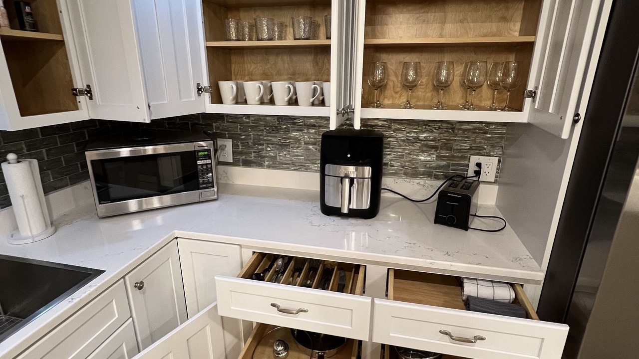 Photo of Kitchen in Yacht Club